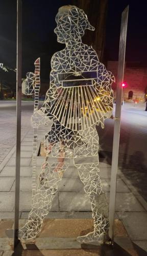 Camino Sculpture with mirrors