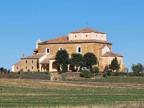 Beautiful home in the valley on our way along the river.