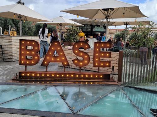 BASE, the fun bar in the park