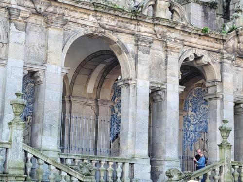 Folks on the portico for scale