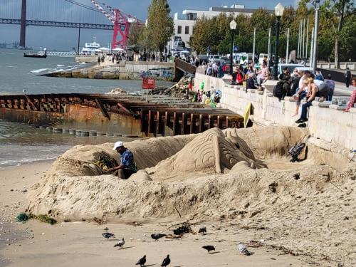 Sand sculptor